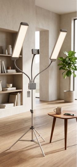 GLAMCOR professional LED floor light for YouTubers and content creators - with a phone clip accessory