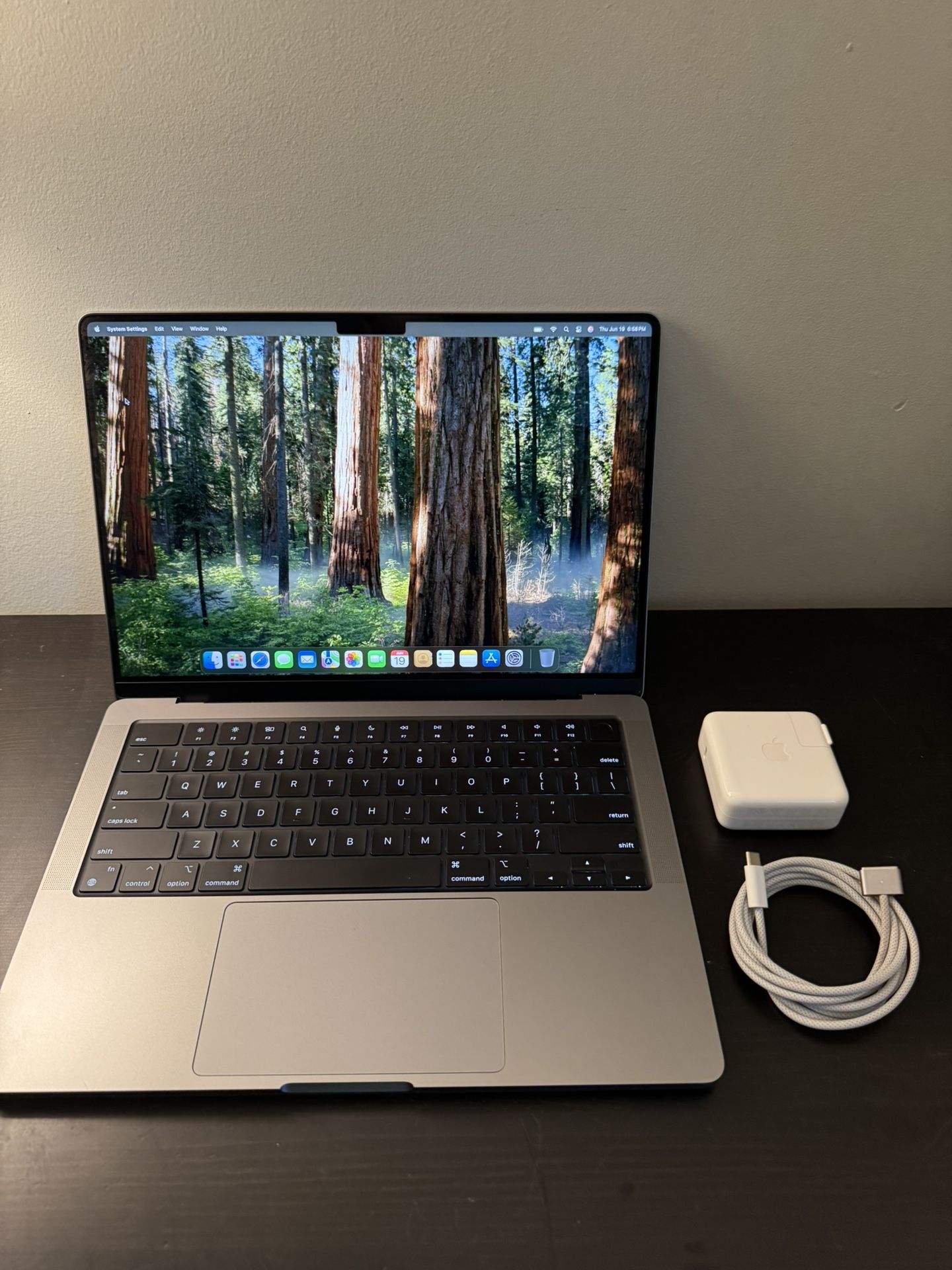 2023 MacBook Pro M3 With AppleCare+