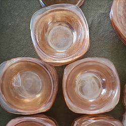 Jeanette Louisa Floragold berry/ice cream bowls. Amber with beautiful flower motif.
