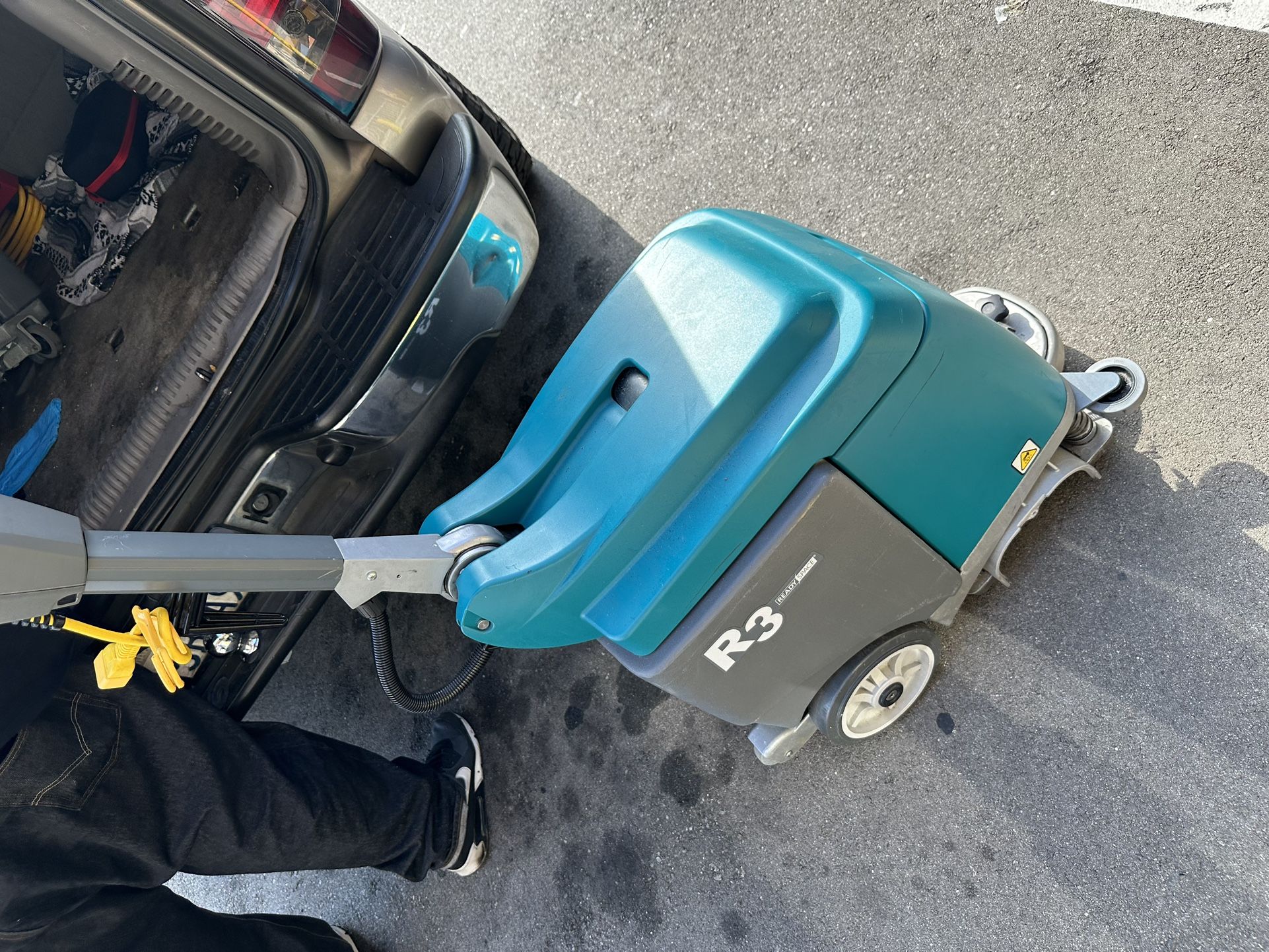 R3 Ready Space Carpet Extractor Cleaner