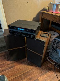 OLD SCHOOL PIONEER RECEIVER W SONY SPEAKERS