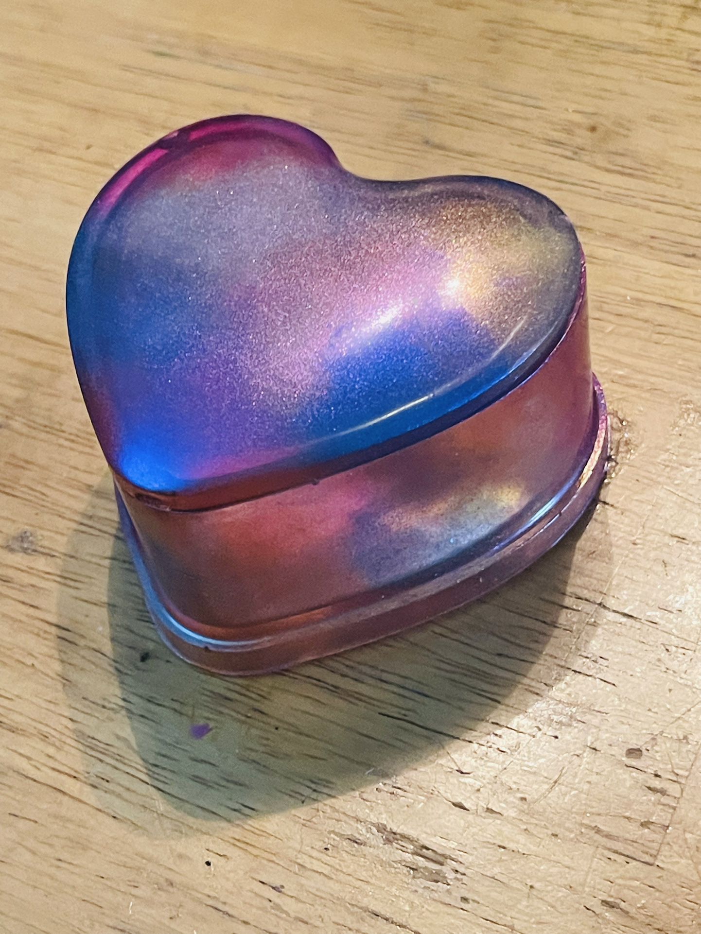 Color splash heart trinket box