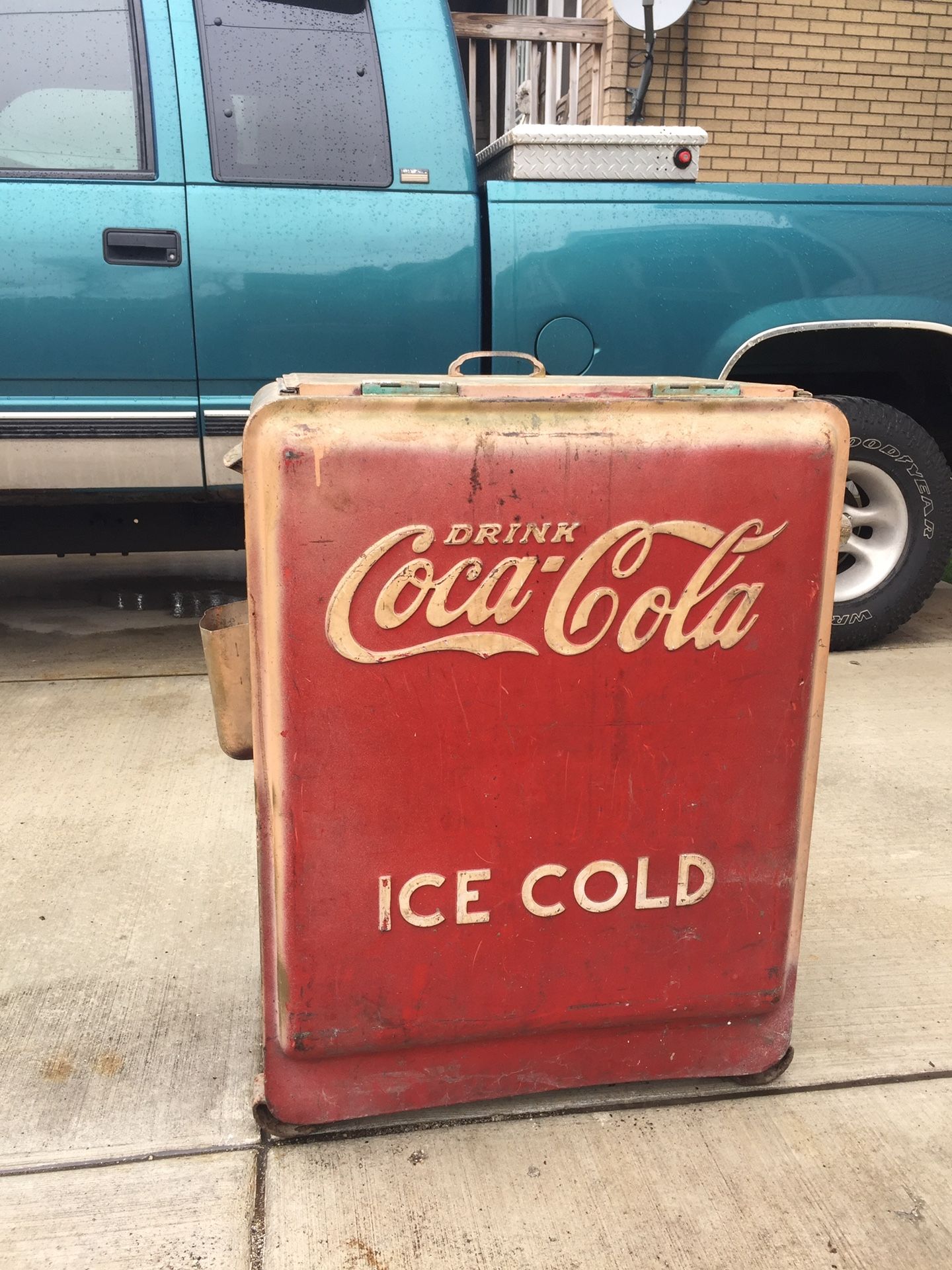 1935 Cocacola Cooler