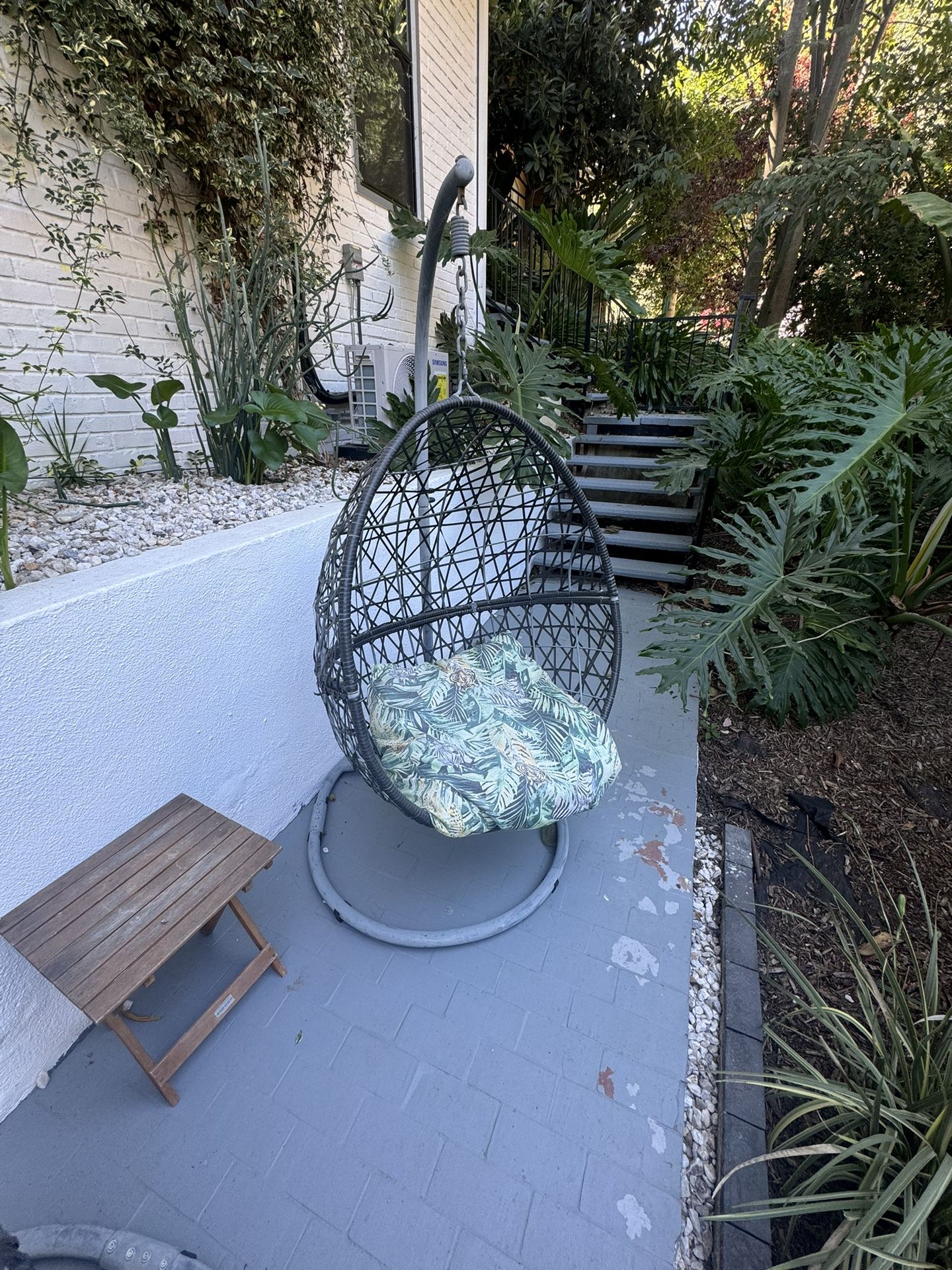 Hanging Egg Chair x 2