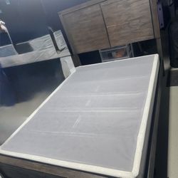 Full Size Bed Frame w/ Box Spring 