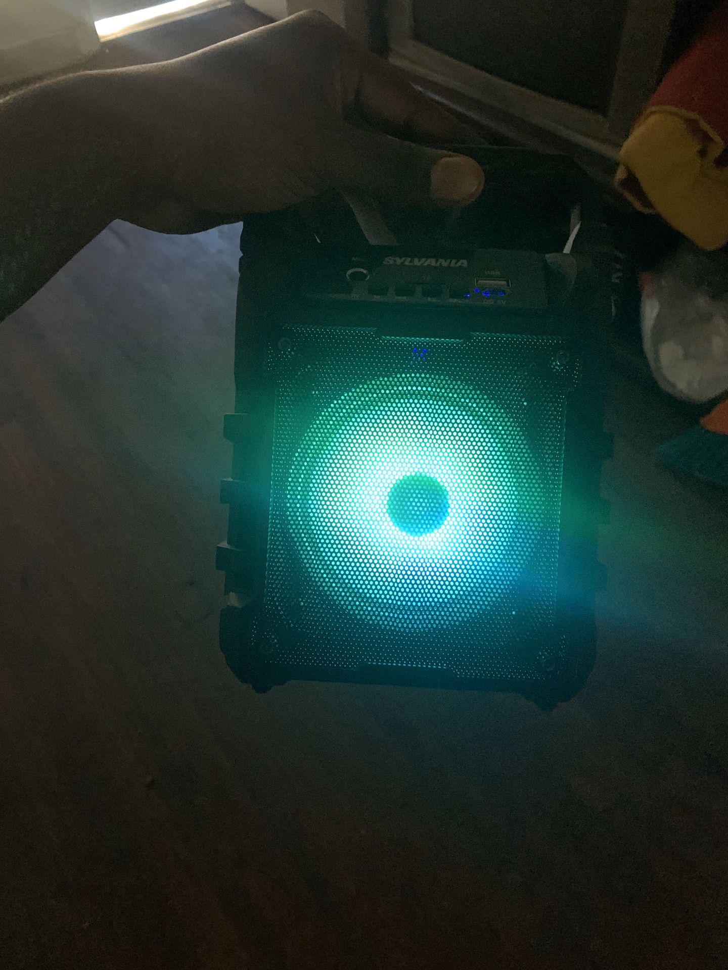 Bluetooth speaker