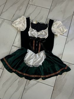 costume