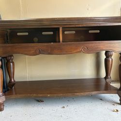 Tv console 