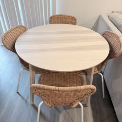 Ikea dining Table With Chairs