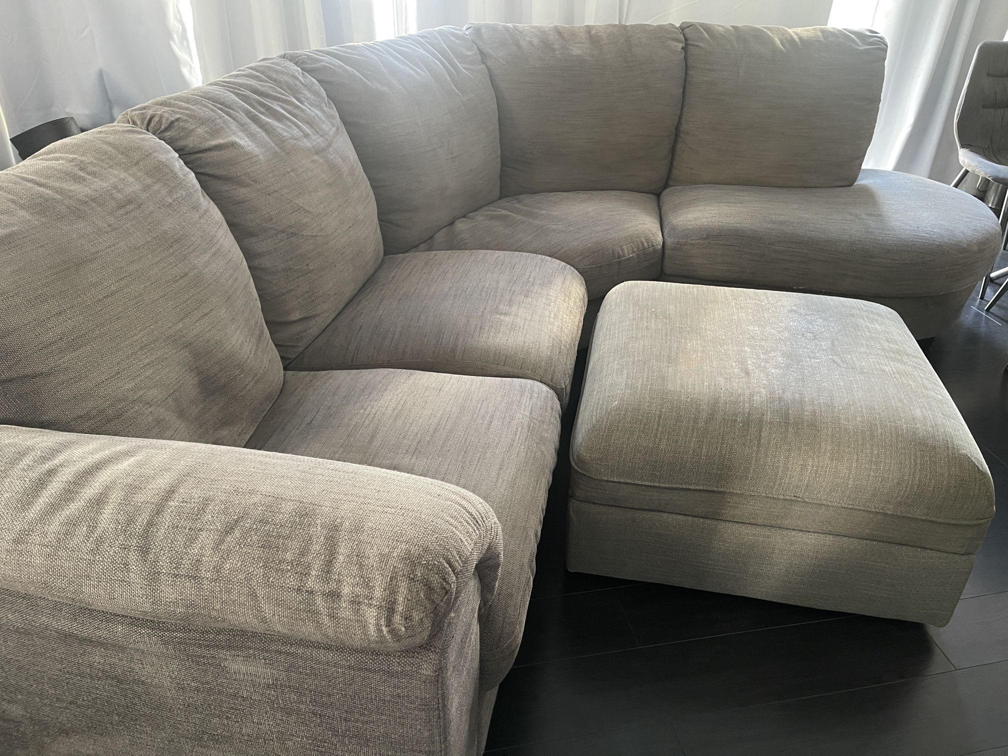 Sectional Couch $100