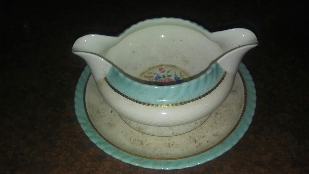 Estate Item... SteubNeville Gravy Bowl