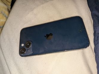 iPhone 14 iPhone locked by owner