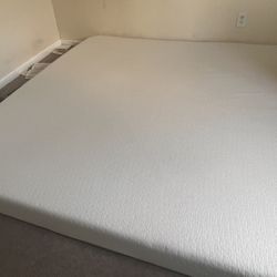 Matress Queen Size And California King Size 