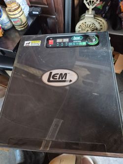 Dehydrator