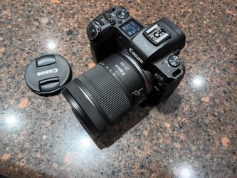 Canon EOS R w/ 24-105mm