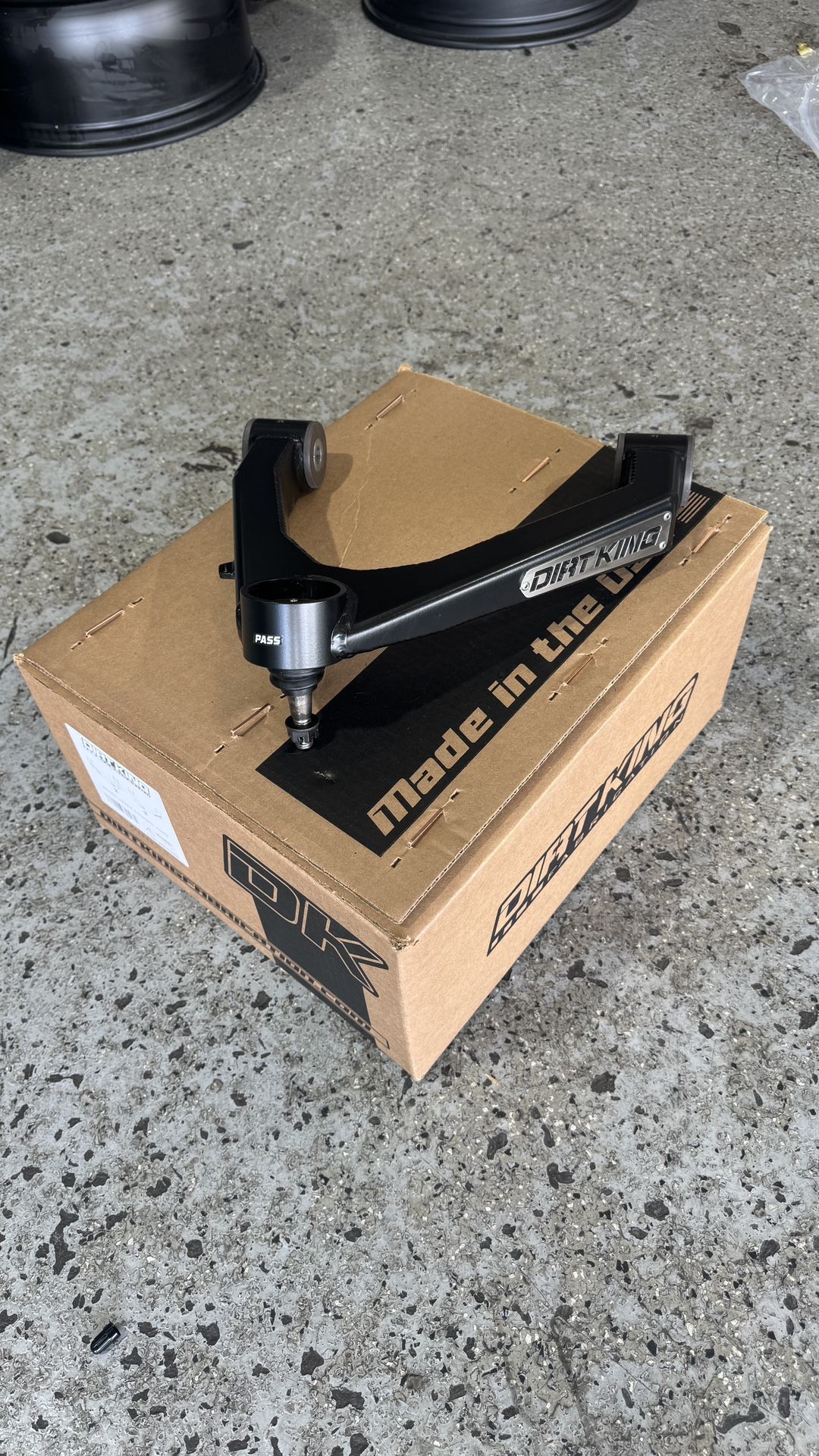 Dirt King Boxed UCA For GM 1500 In Stock