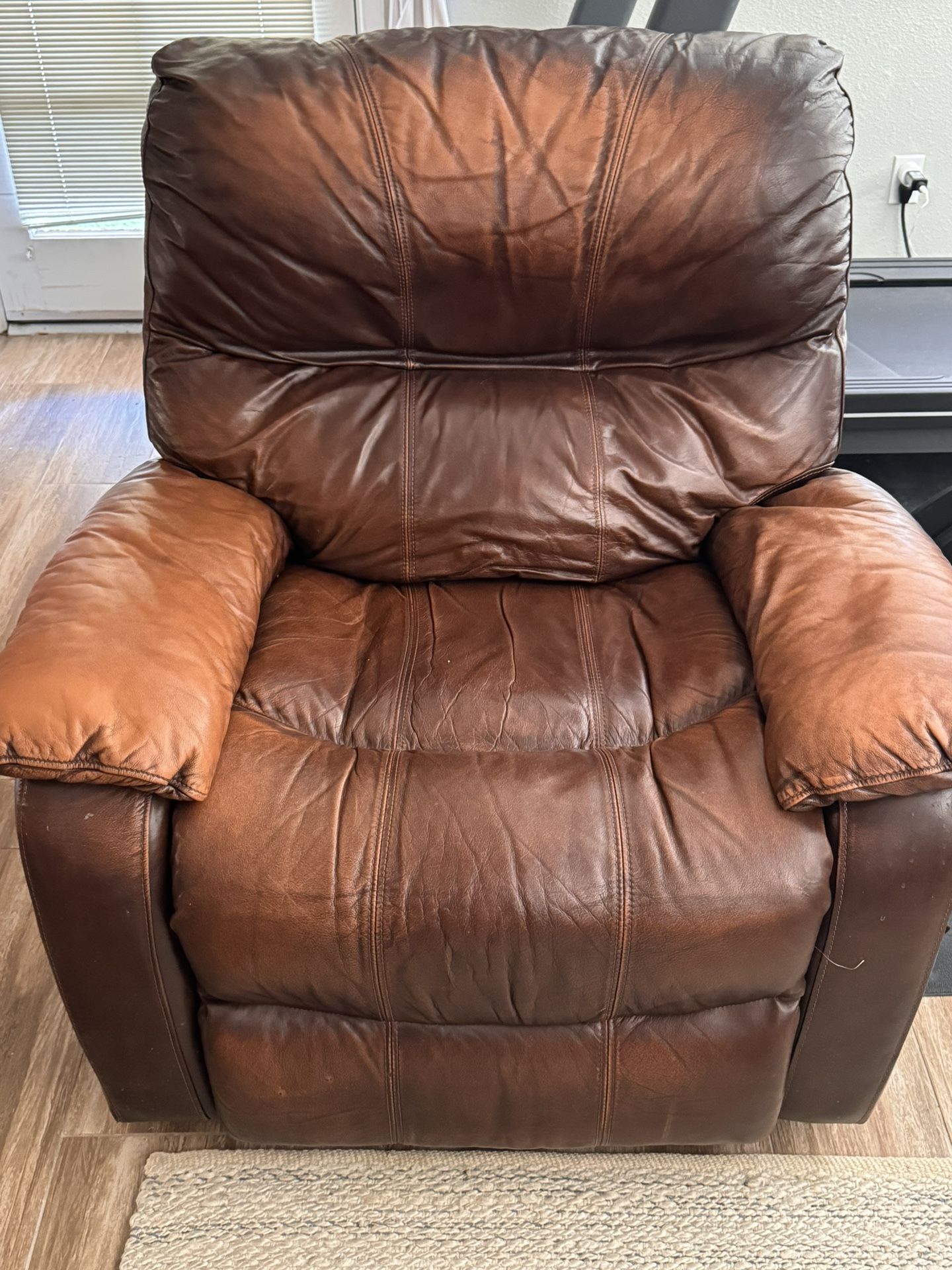 Broyhill Limited Edition John Elway Rocker Recliner