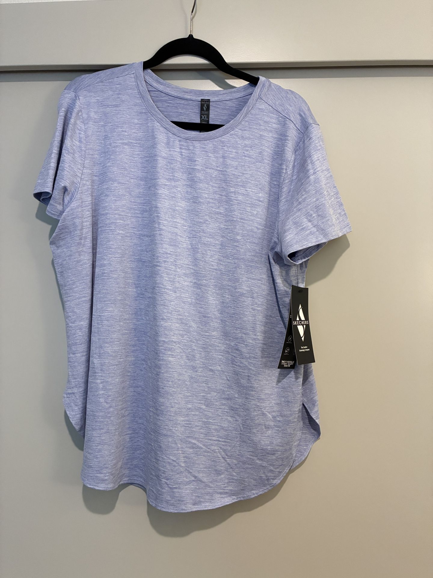New Skechers Women's Workout Top-Size XL