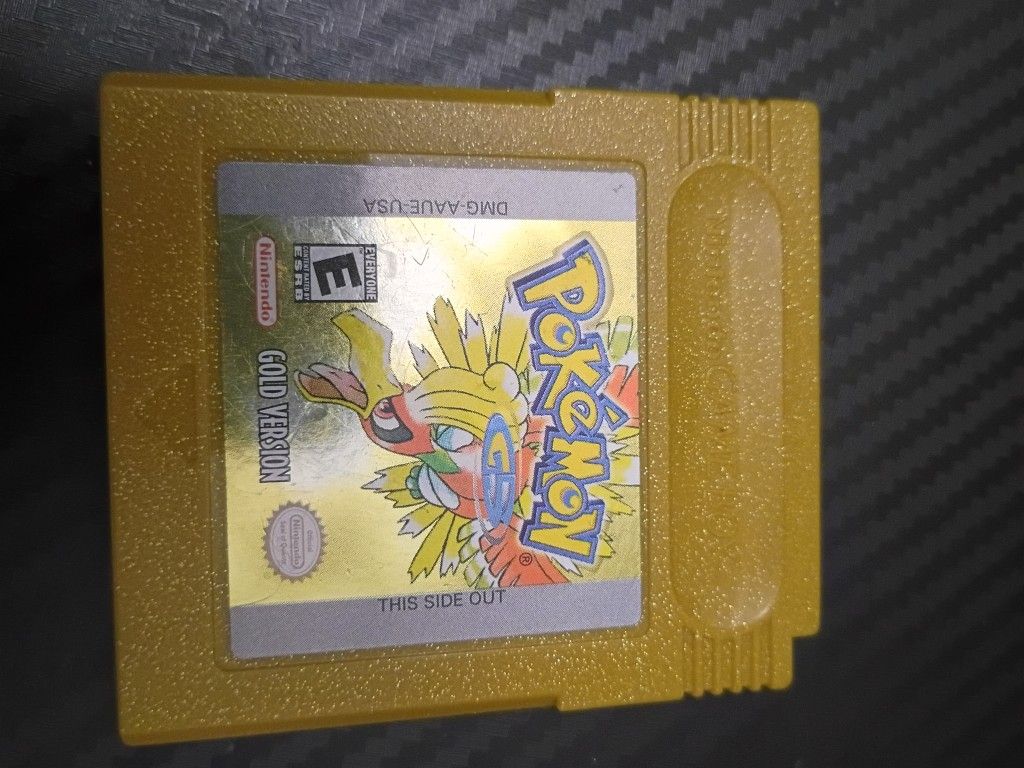 Gameboy Pokemon Gold