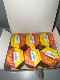 Smiski Living Series Box