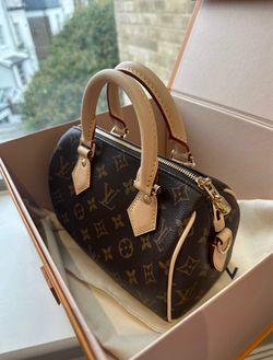 Louis Vuitton Bag  Speedy 20