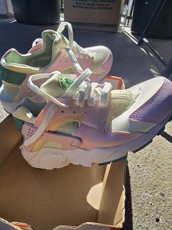 Brand new Huaraches
