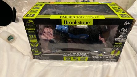 Brookstone All Terrain Pacer RC Vehicle