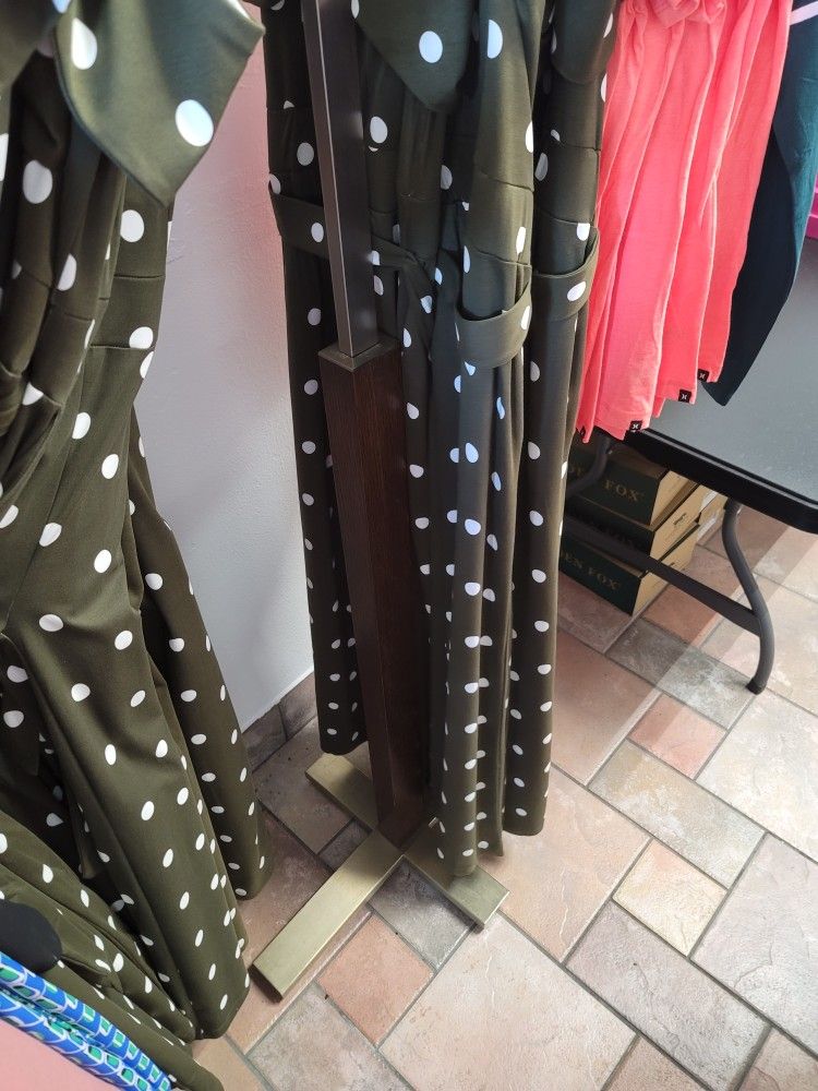 Clothing Racks for Sale in Ontario, CA OfferUp