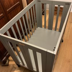 Folding Mini Crib