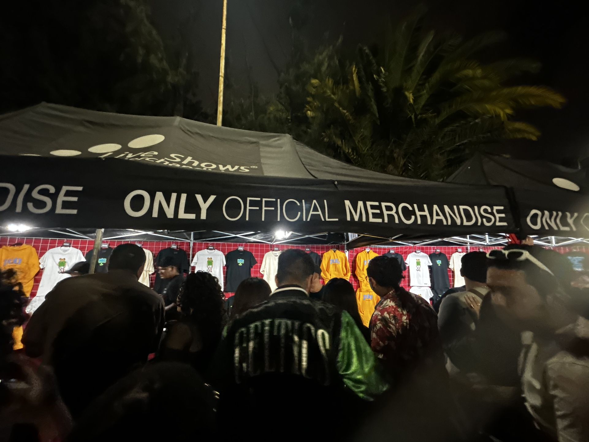 Bad Bunny Official Merch 2025 (Medium / Large)