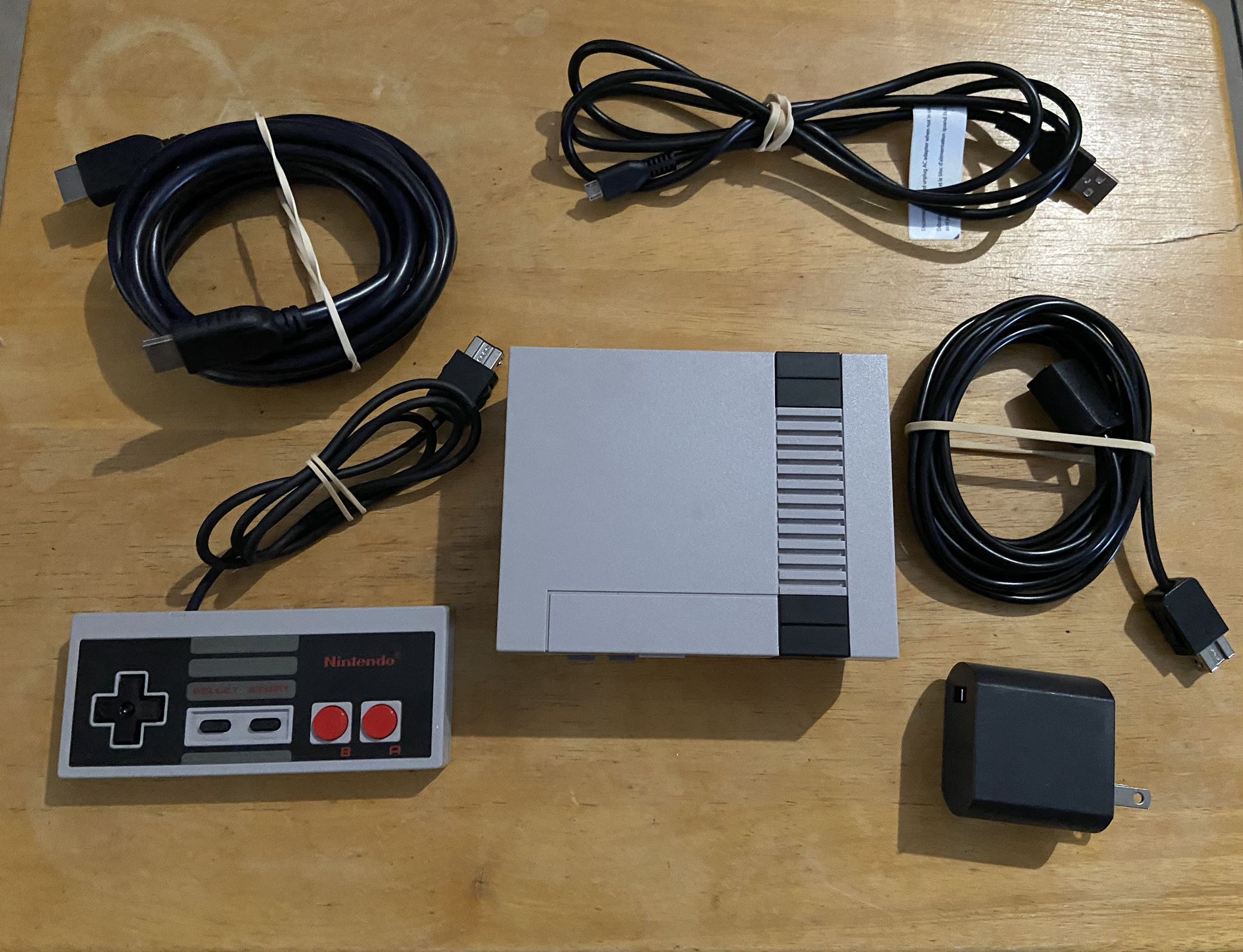 famlende Møntvask Spænde Nintendo NES Classic Mini Console 30 Games Built In for Sale in Rosemead,  CA - OfferUp