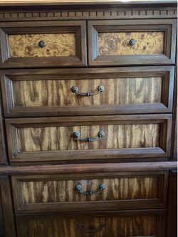Chest of drawers