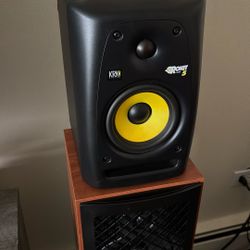 Speakers 