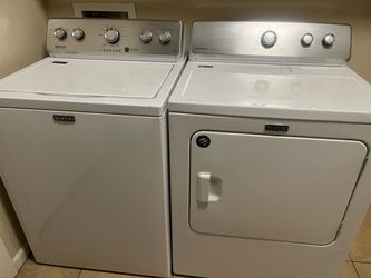Maytag washer and dryer set