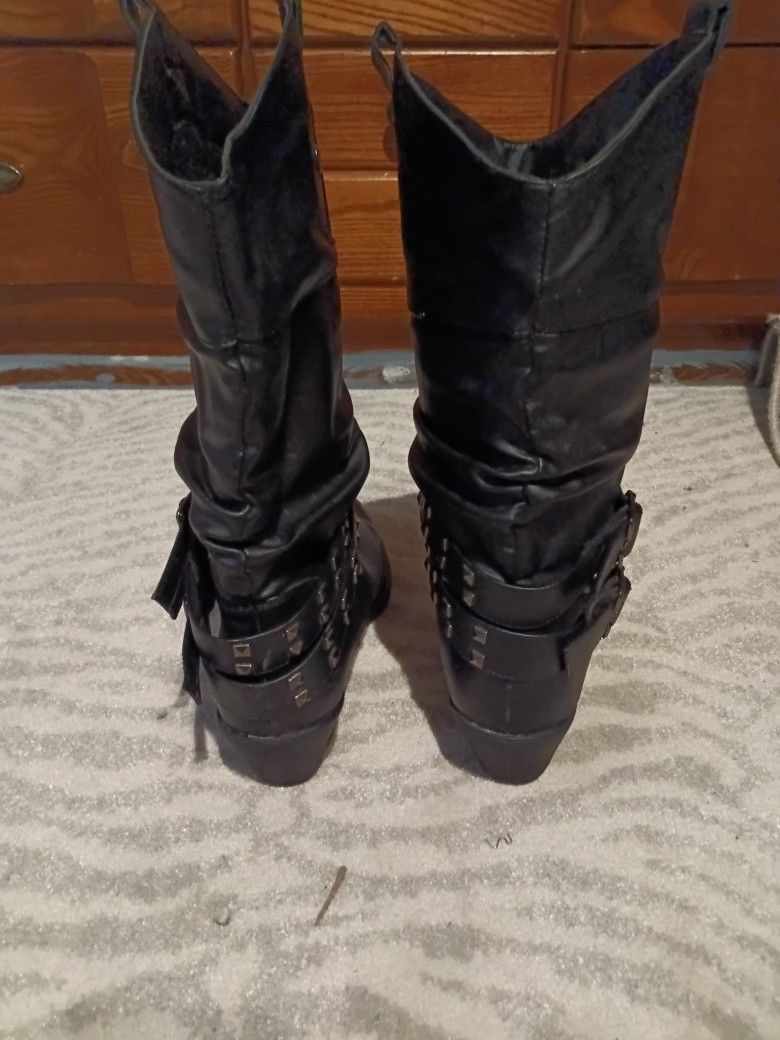 Women's Black Boots