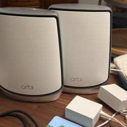 Netgear Orbi Wifi Router + mesh Satellite 