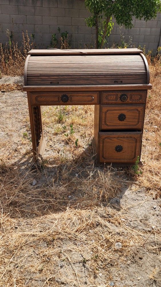Antique Roll Top Desk