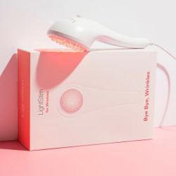 Red Light Therapy: LightStim for Wrinkles (5 Piece Set) - Factory Sealed