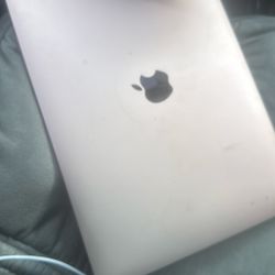 locked apple computer 