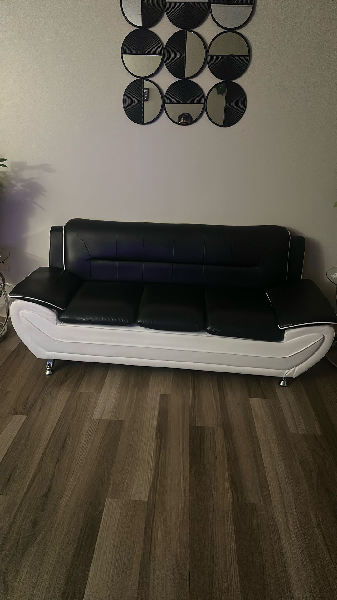 Leather Sofas Set      Dos Cillones 