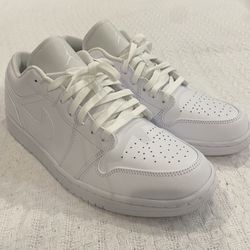 Jordan 1 Low Triple White