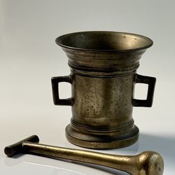 Antique/Vintage Very Heavy Brass/Bronze? Apothecary Pestle and Mortar