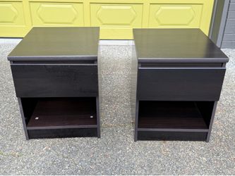Two Nightstands Free