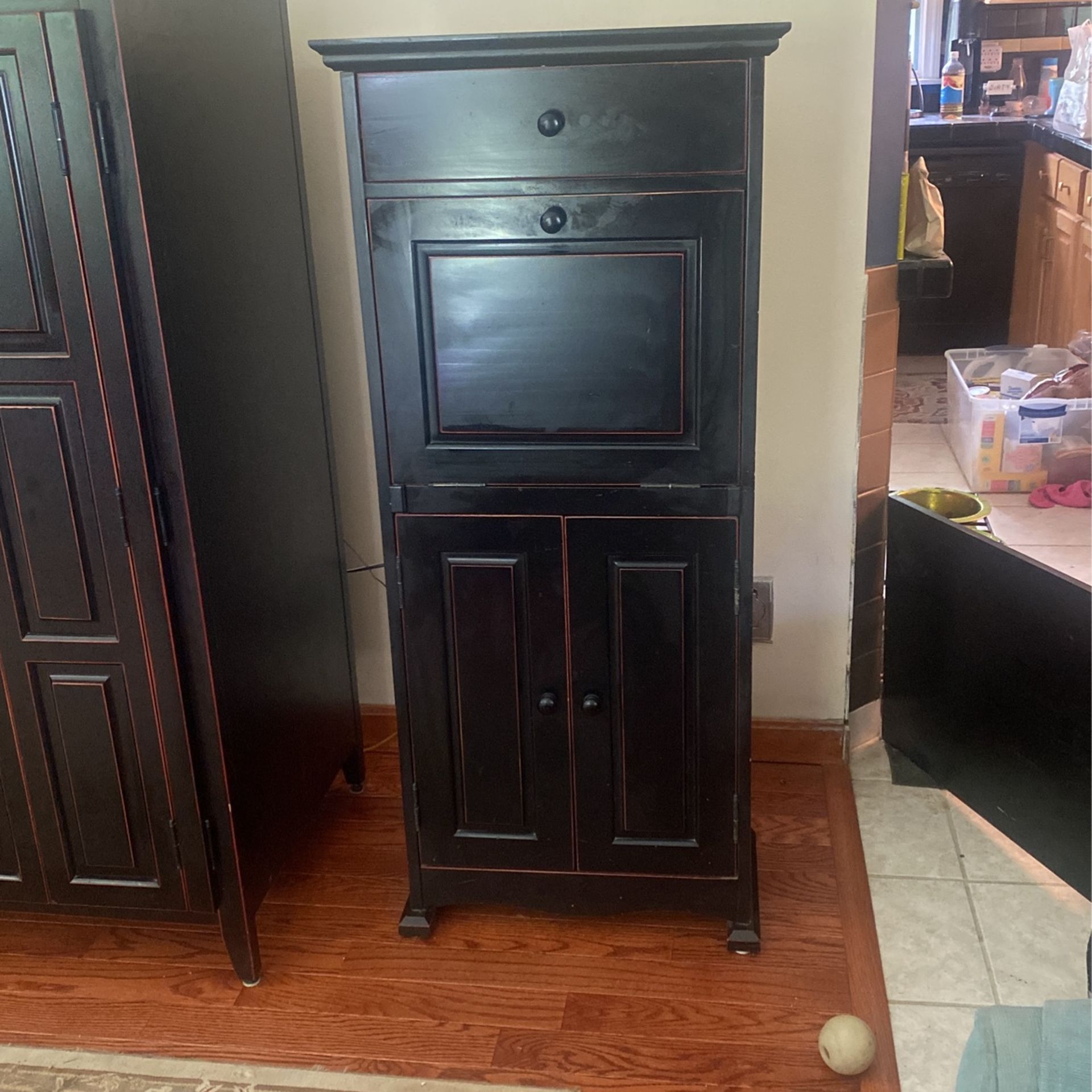 Modern Farmhouse Style Tal Workstation Cabinet