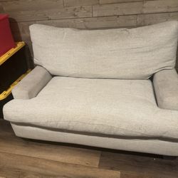 Loveseat 