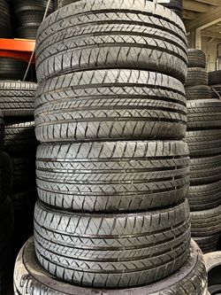 Set of 4 matching tires Douglas all season 215/45R17