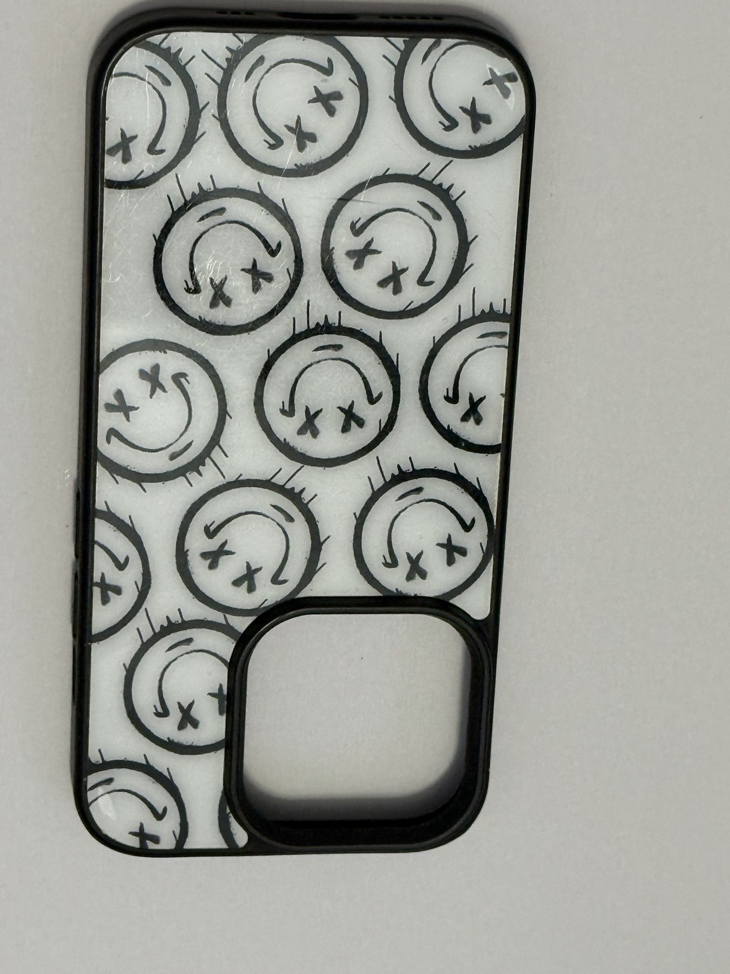 Apple IPhone 14 Pro Smiley Face Phone Case