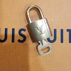 Louis Vuitton Lock And Key 