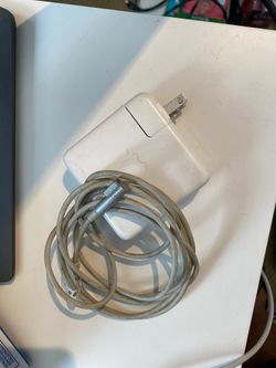 Apple MacBook charger