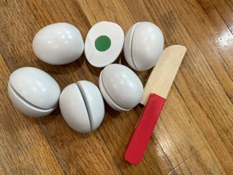 Melissa & Doug Slice & Sort Wooden Eggs